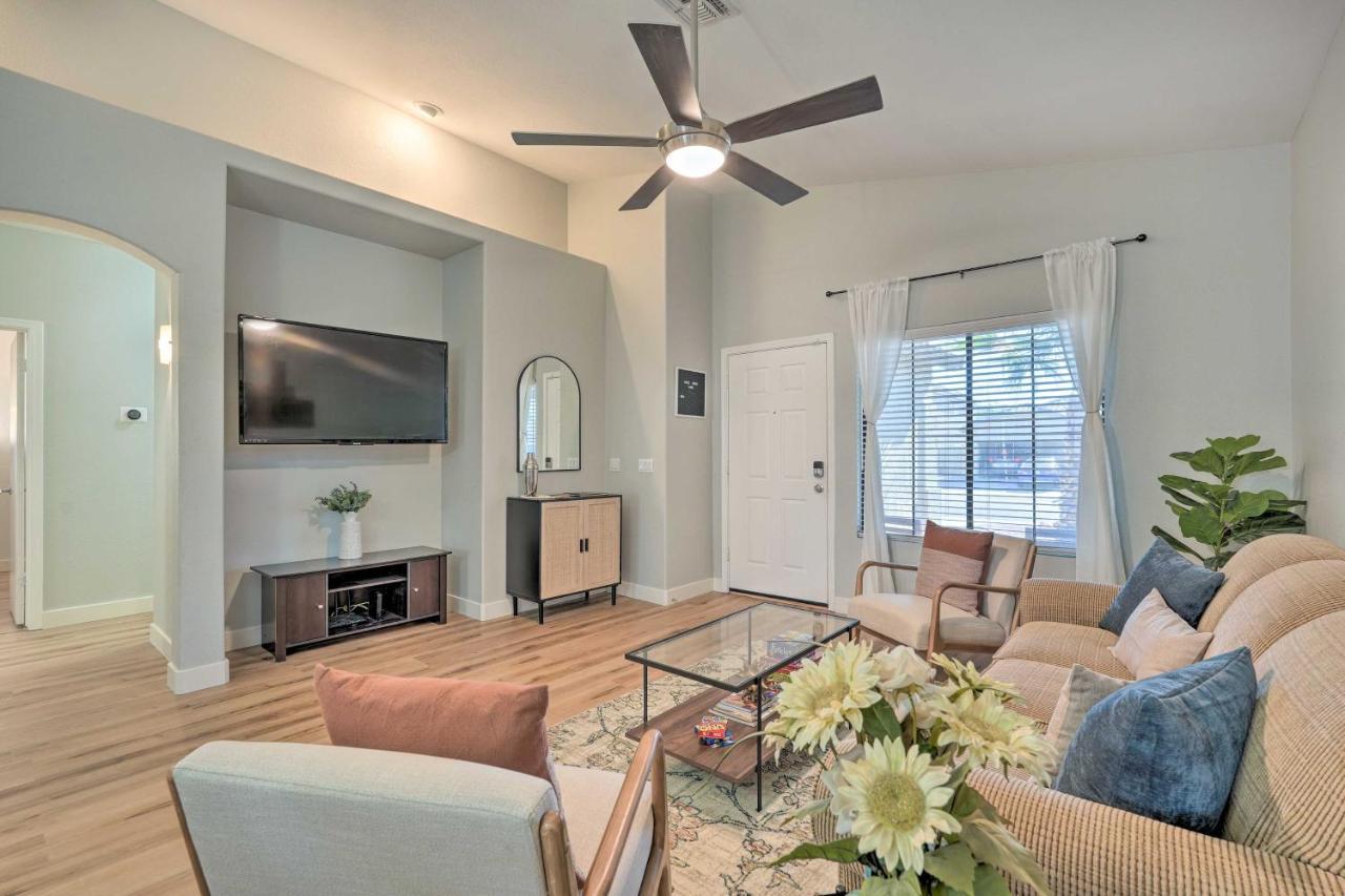 Sunlit Peoria Vacation Rental With Private Yard Exterior photo